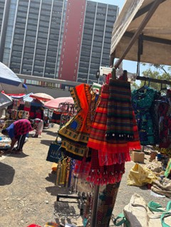 ローカルマーケットにて