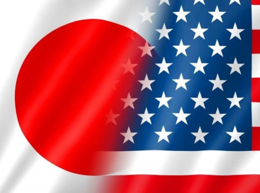 コロナ禍によってどう変わる？ 日米の大学のトレンドイメージ