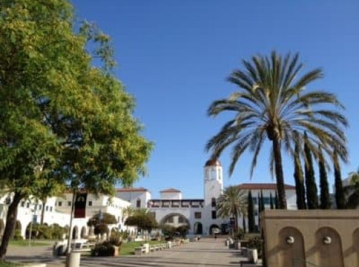 留学生のためのアメリカ大学キャンパス訪問記：西海岸のマンモス州立大学 San Diego State Universityイメージ