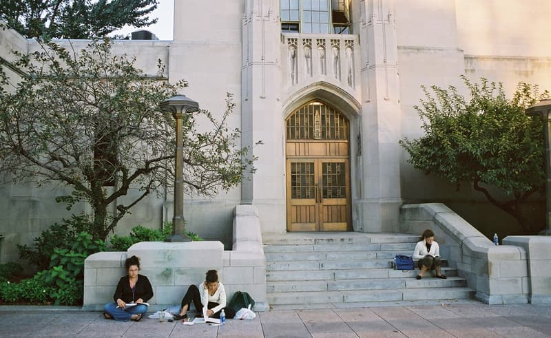 アメリカ大学留学の準備 費用 大学選び 合格の秘訣を徹底解説 アメリカ留学なら栄 陽子留学研究所 アメリカ大学留学の準備 費用 大学選び 合格の秘訣を徹底解説 アメリカ留学なら栄 陽子留学研究所